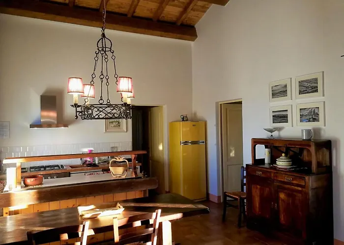 Apartamento Il Melograno Panoramahaus By Interhome